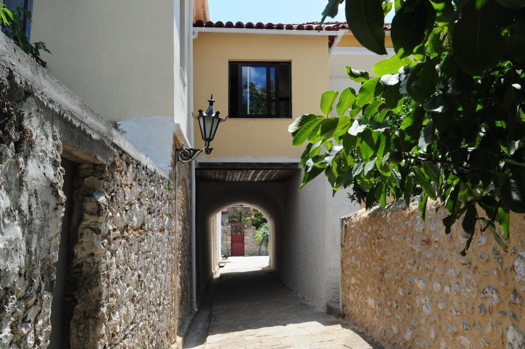 Christina Guest House Misztrász Kültér fotó