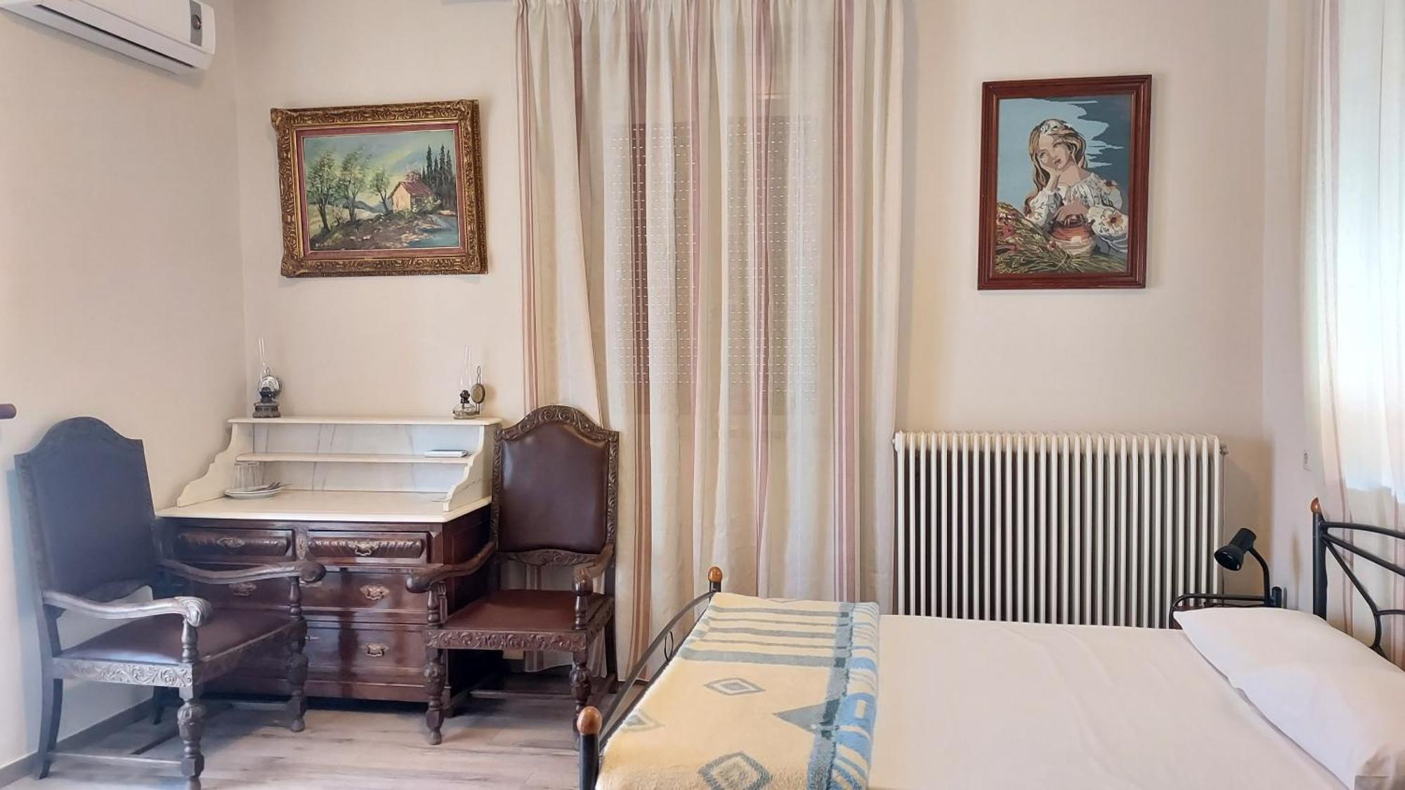 Christina Guest House Misztrász Kültér fotó